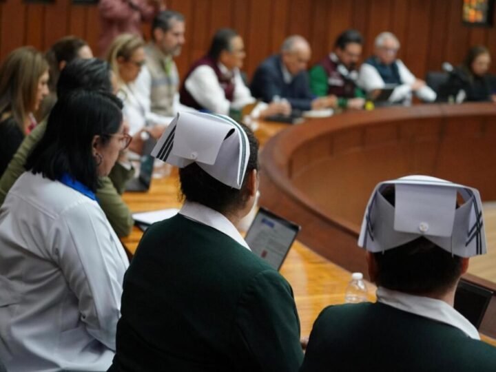IMSS Y SINDICATO CONTINÚAN NEGOCIACIONES PARA AUMENTO SALARIAL Y MEJORES CONDICIONES LABORALES