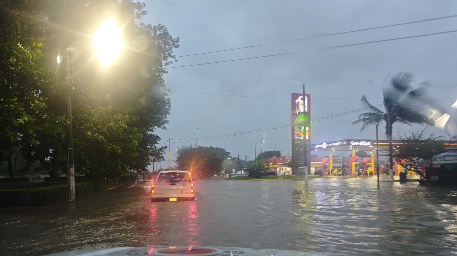 GOBIERNO ORDENA EVAUCAR SEIS MUNICIPIOS POR INUNDACIONES