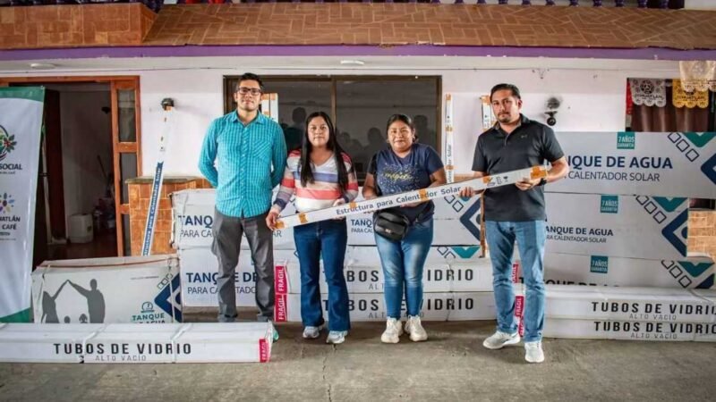 ENTREGAN CALENTADORES SOLARES EN IXHUATLÁN DEL CAFÉ