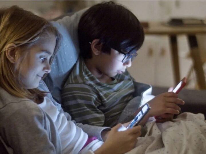 GRECIA PROHÍBE POR LEY EL ACCESO A LAS REDES SOCIALES A LOS MENORES DE 15 AÑOS