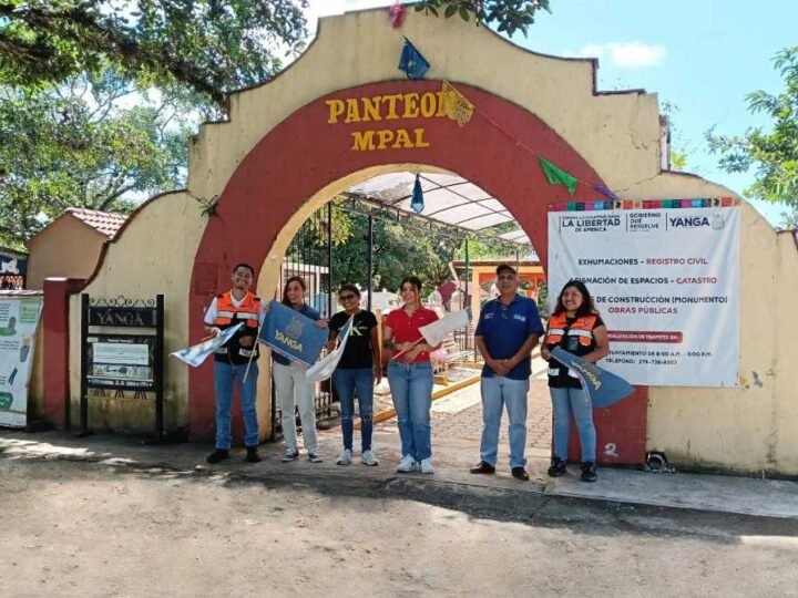 ALISTA YANGA LIMPIEZA EN PANTEONES Y NOCHE DE LAS VELAS POR DÍA DE MUERTOS