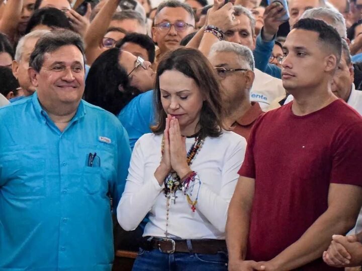 MARÍA CORINA MACHADO REGRESA A VENEZUELA