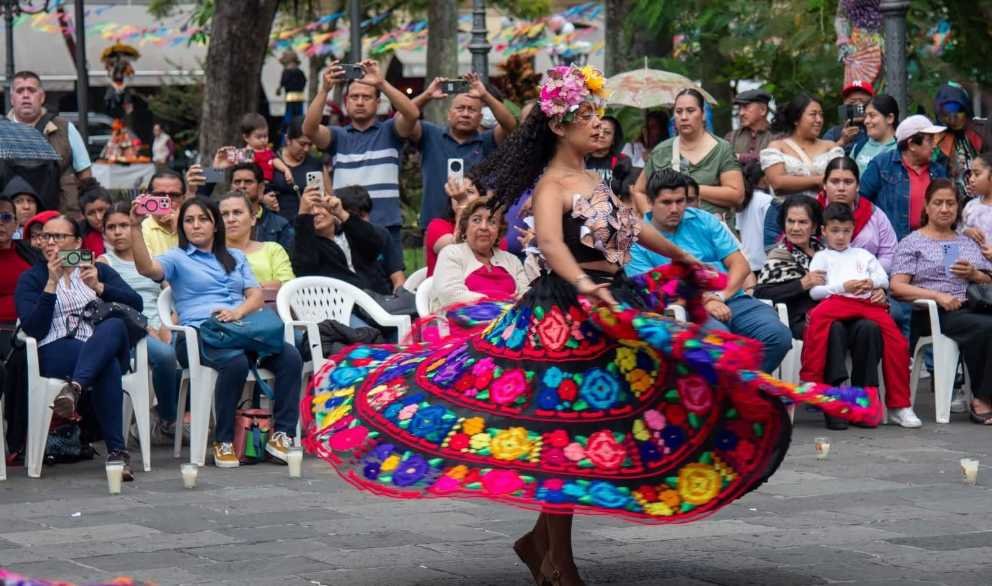 INAUGURAN EL FESTIVAL “CATRINAS, COLOR Y TRADICIÓN” EN CÓRDOBA
