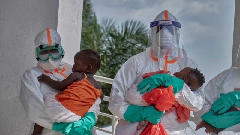 BROTE DE ÉBOLA SUPERA LOS 10 MIL CASOS CONFIRMADOS EN ÁFRICA