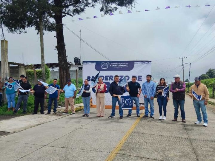ALCALDE DE ALPATLÁHUAC PONE EN MARCHA REHABILITACIÓN DE RED DE ALUMBRADO PÚBLICO EN TLAMAMATLA
