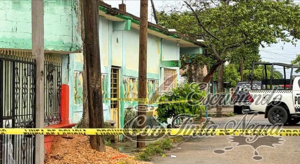 LO APUÑALA SU PAREJA Y MUERE