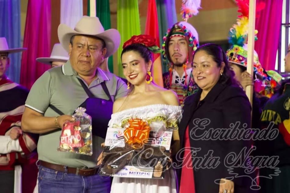COSCOMATEPEC RECIBE AL QUINTO FESTIVAL DEL FOLKLOR