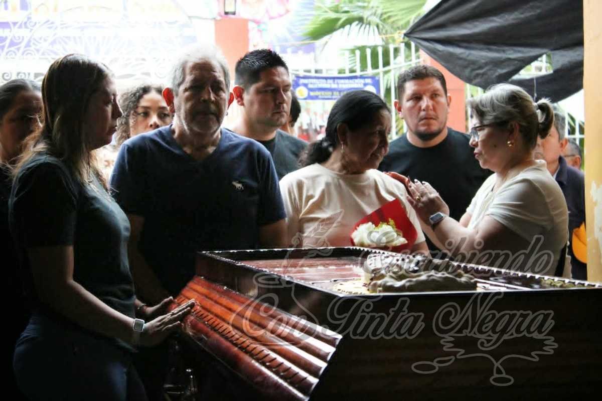 EXIGEN JUSTICIA PARA CRISTINA