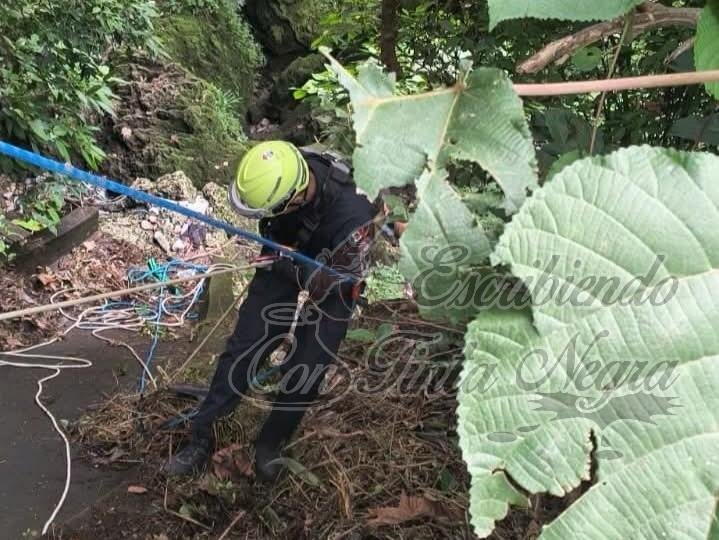 CAE MENOR A BARRANCO; TODO POR UN CELULAR