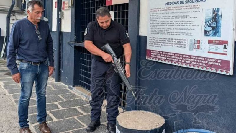 POLICÍA DE TOMATLÁN RECIBE ARMAMENTO